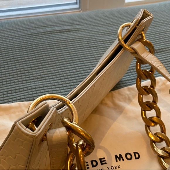 APEDE MOD WHITE CROC EMBOSSED LEATHER HOBO CHAIN SHOULDER FROGGY BAG - Picture 14 of 16